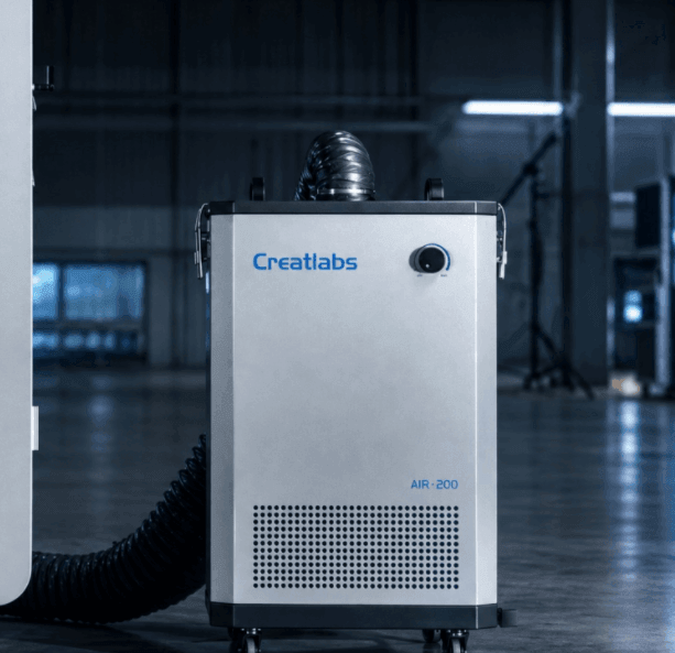 HEPA and activated-carbon (AIR-200) air-filtration unit on the CreatBot D800 Ultra