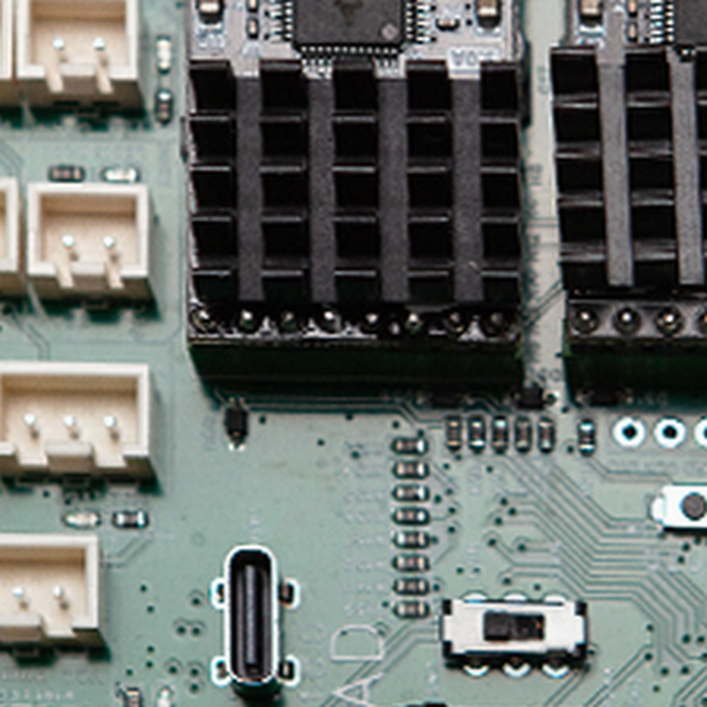 CreatBot Pro HS Extruder PCB detail view