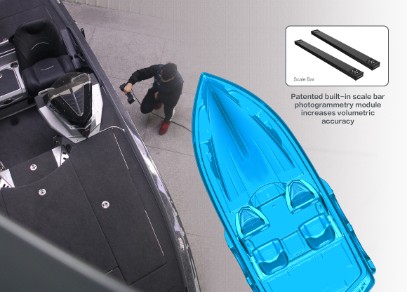 FreeScan UE Pro scanning a large boat hull with its built-in scale-bar photogrammetry module