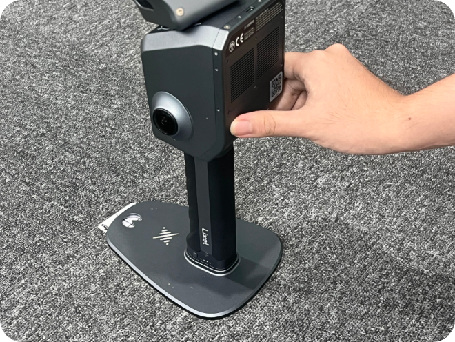 Lixel L2 Pro quick-release dock mount base
