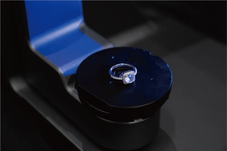 AutoScan Inspec2 scanning a diamond ring &mdash; precision 3D measurement of fine jewelry