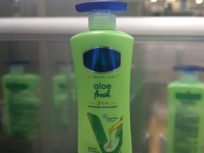 Bottle inspection — DeepInspect visual quality on production line